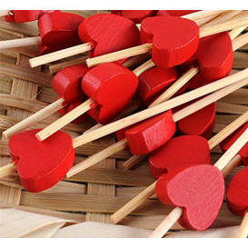 Houten vleespennen Heart Design rood 12cm (5000 stuks)